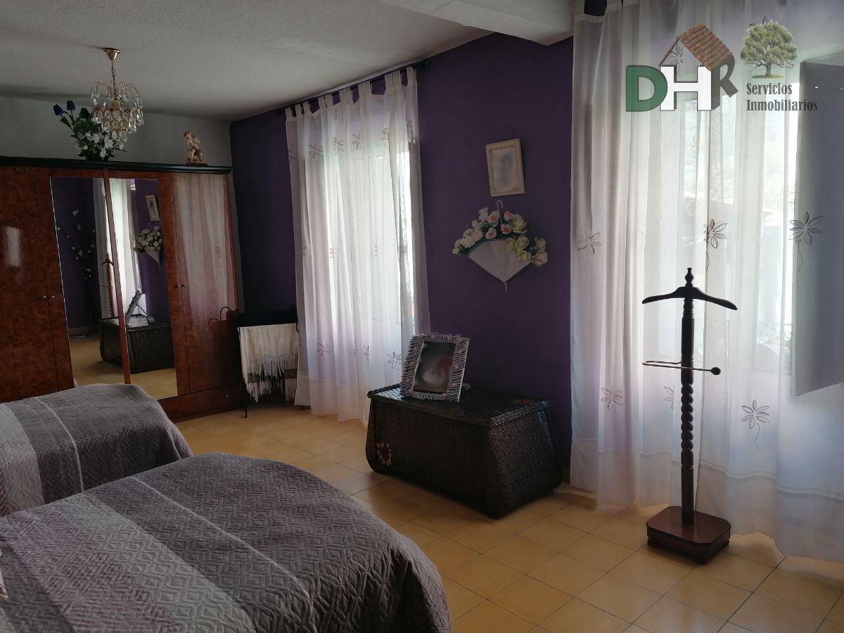 For sale of house in Losar de la Vera