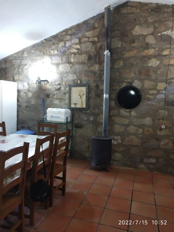 For sale of house in Valencia de Alcántara