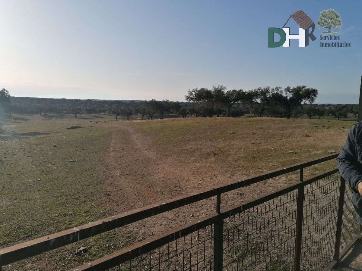 Venta de terreno en Cáceres