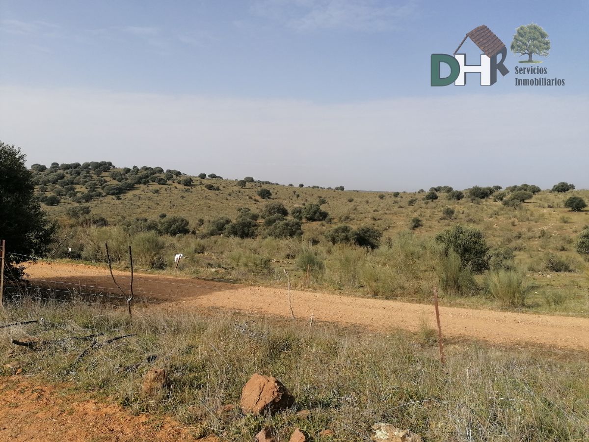 For sale of land in Badajoz