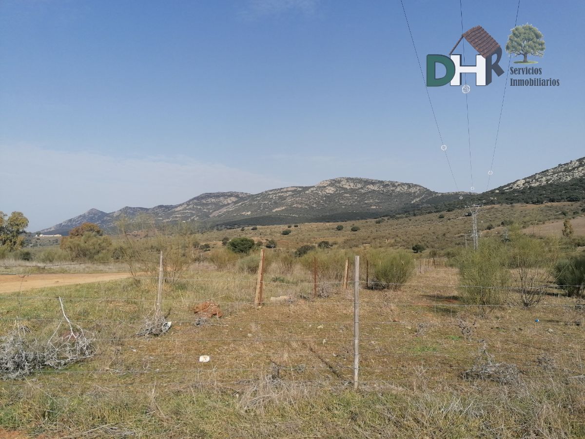 For sale of land in Badajoz