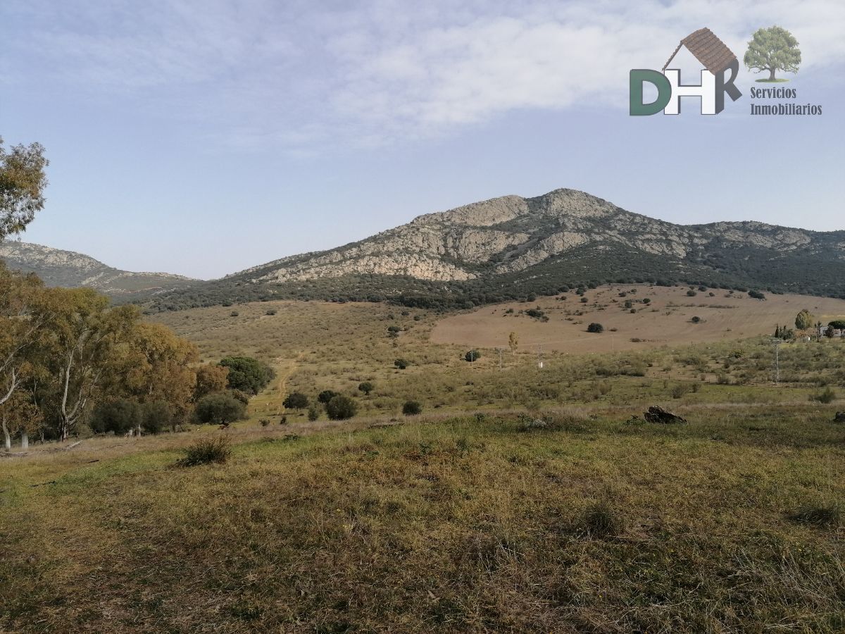 For sale of land in Badajoz