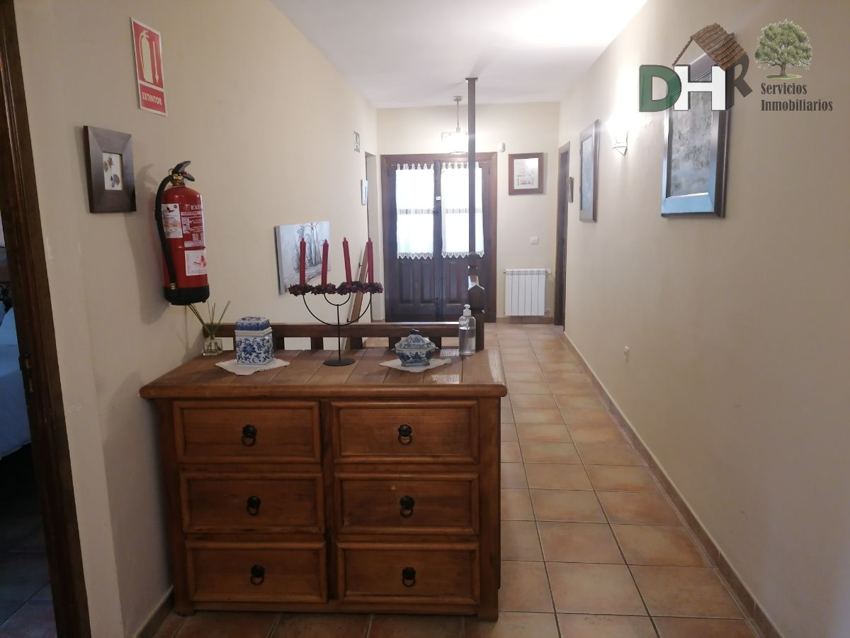For sale of hotel in Plasencia