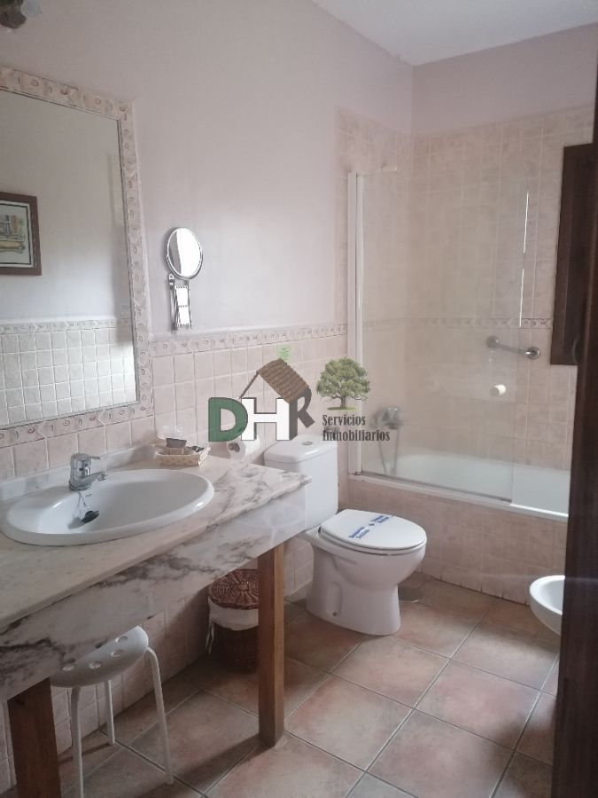 For sale of house in Plasencia