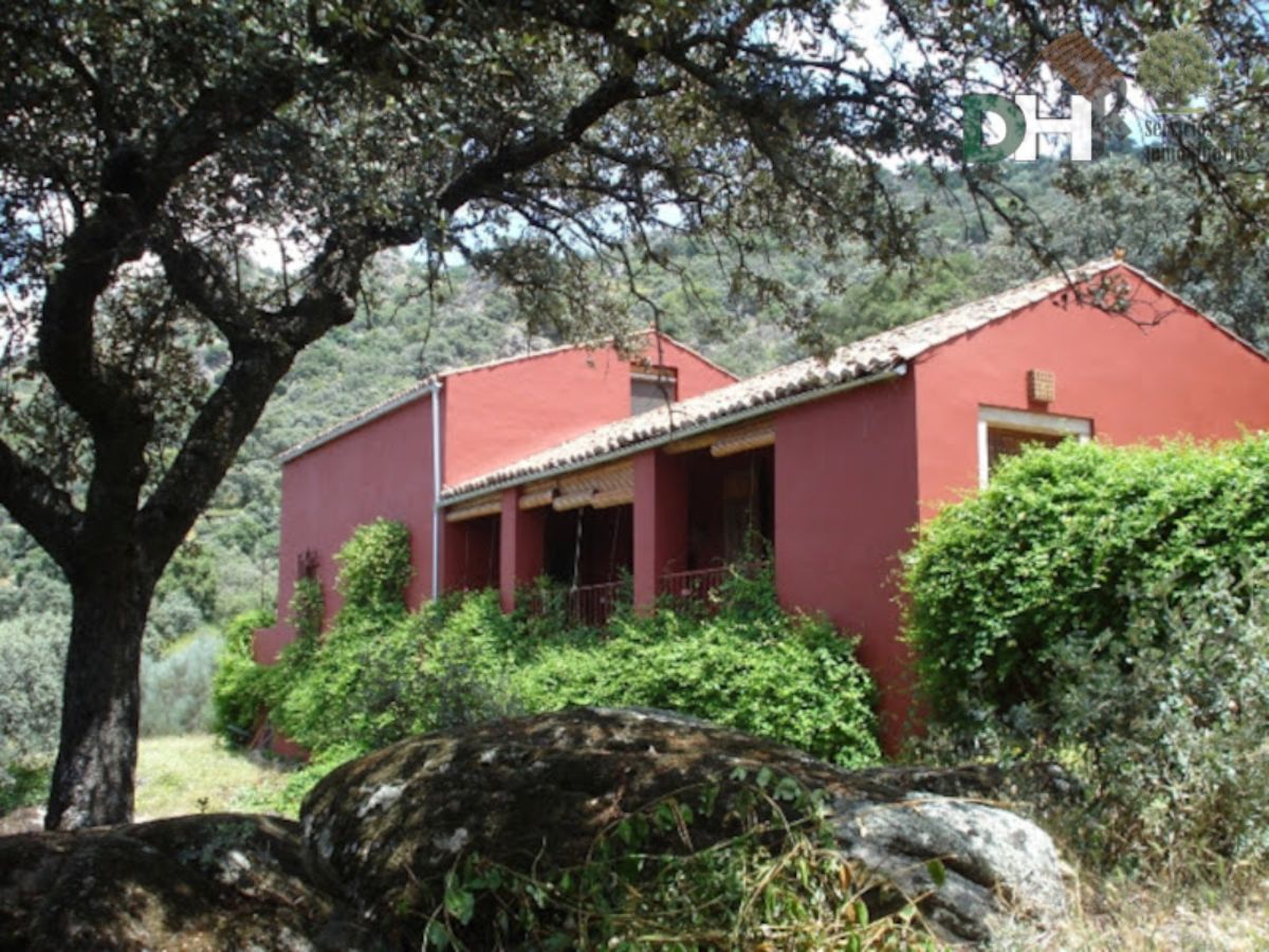 For sale of house in Cáceres