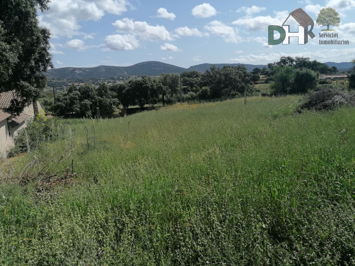 For sale of chalet in Cáceres