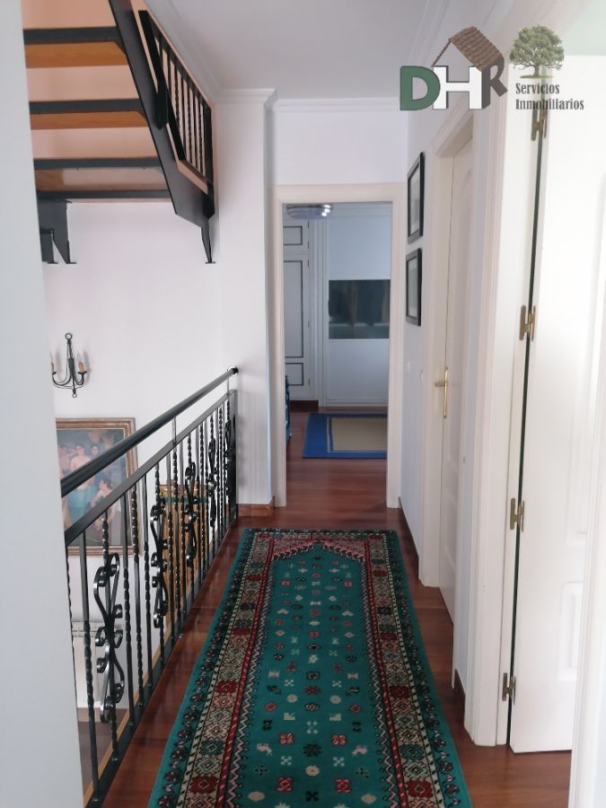 For sale of chalet in Cáceres