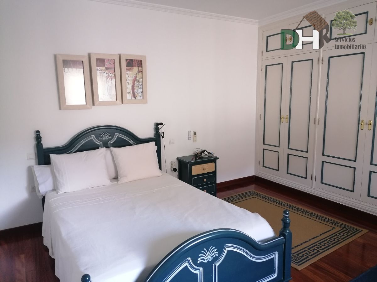 For sale of chalet in Cáceres