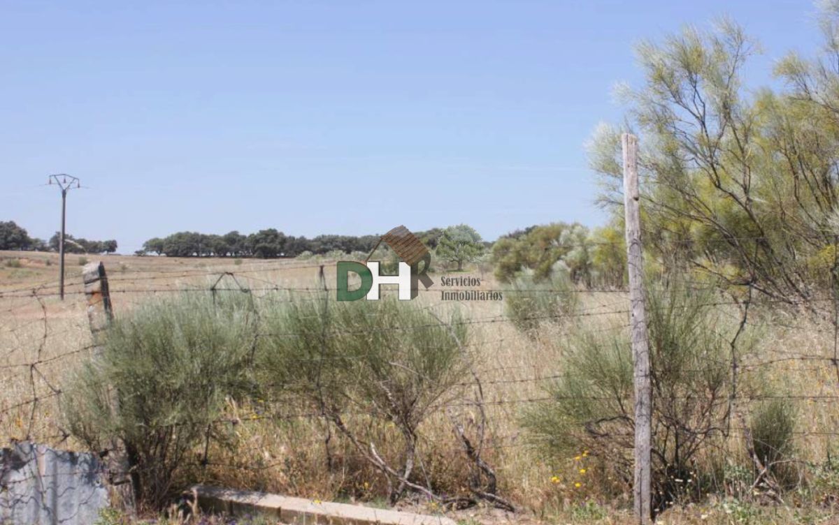 Venta de terreno en Cáceres