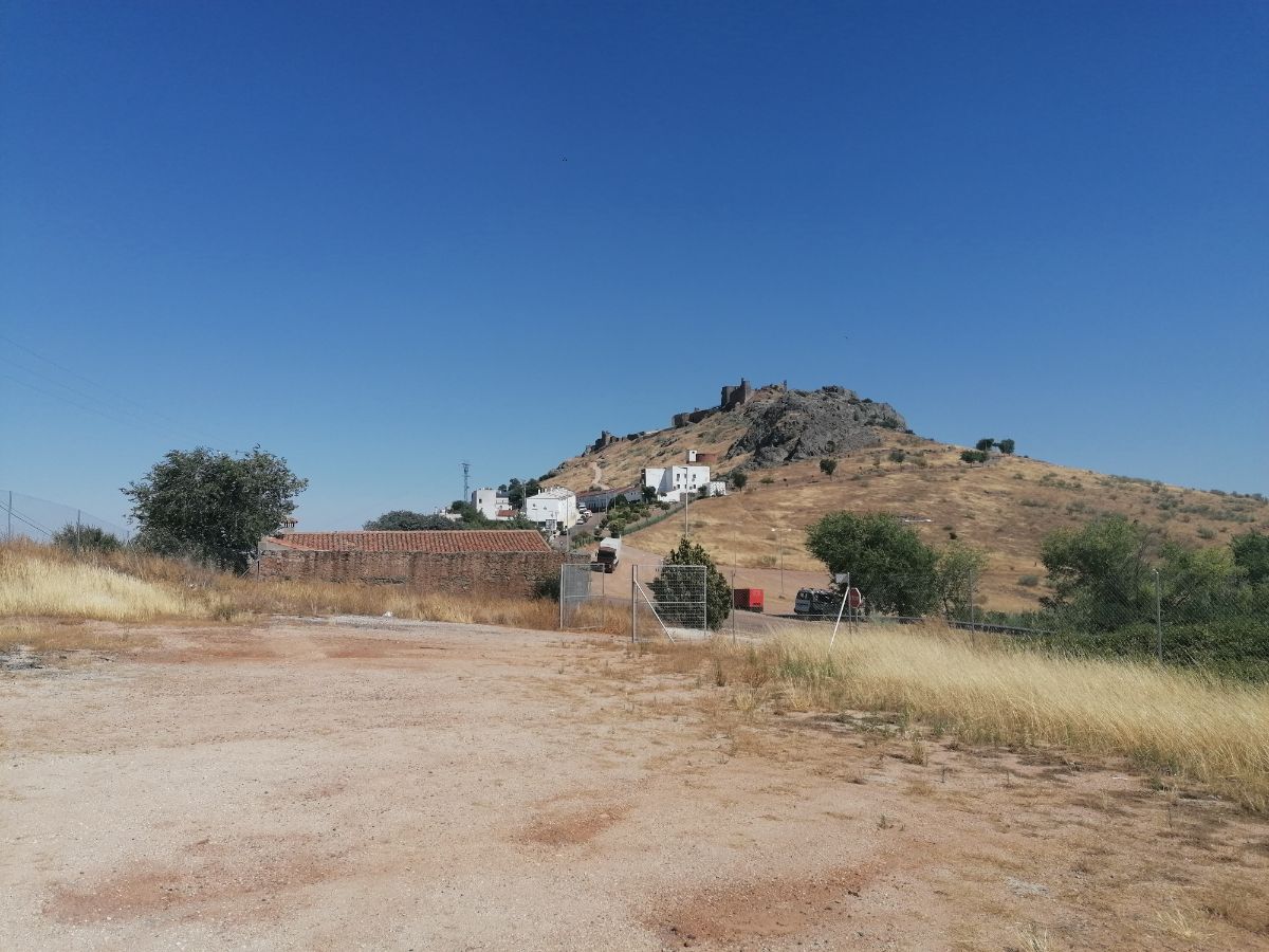 For sale of land in Magacela