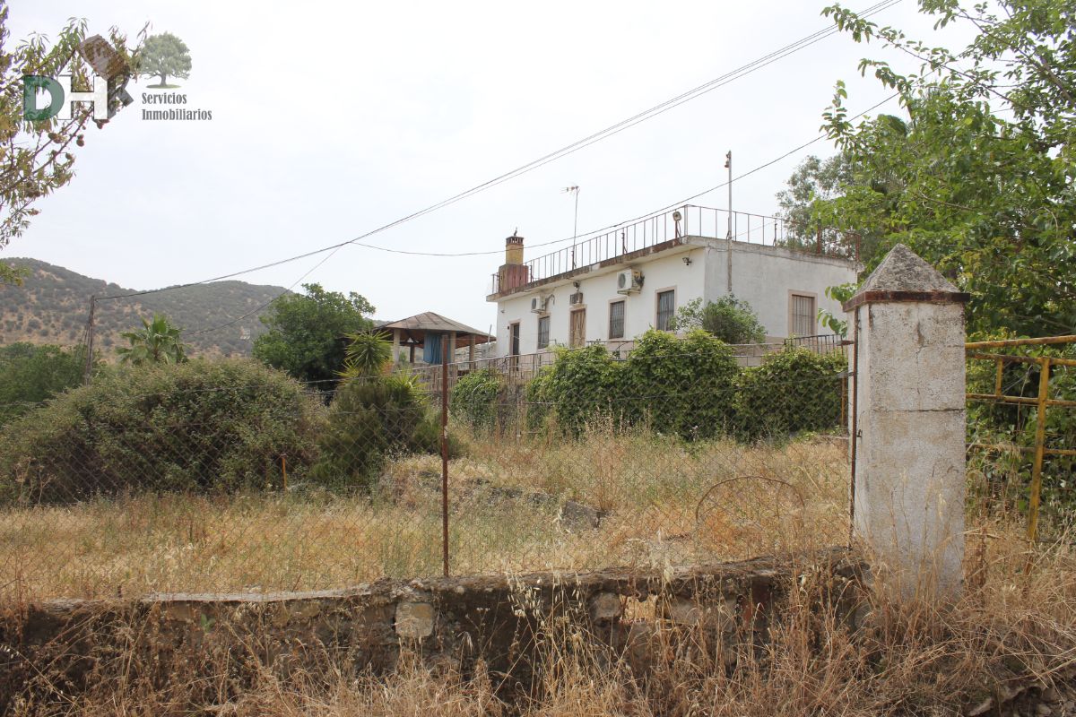 Venta de terreno en Jerez de los Caballeros