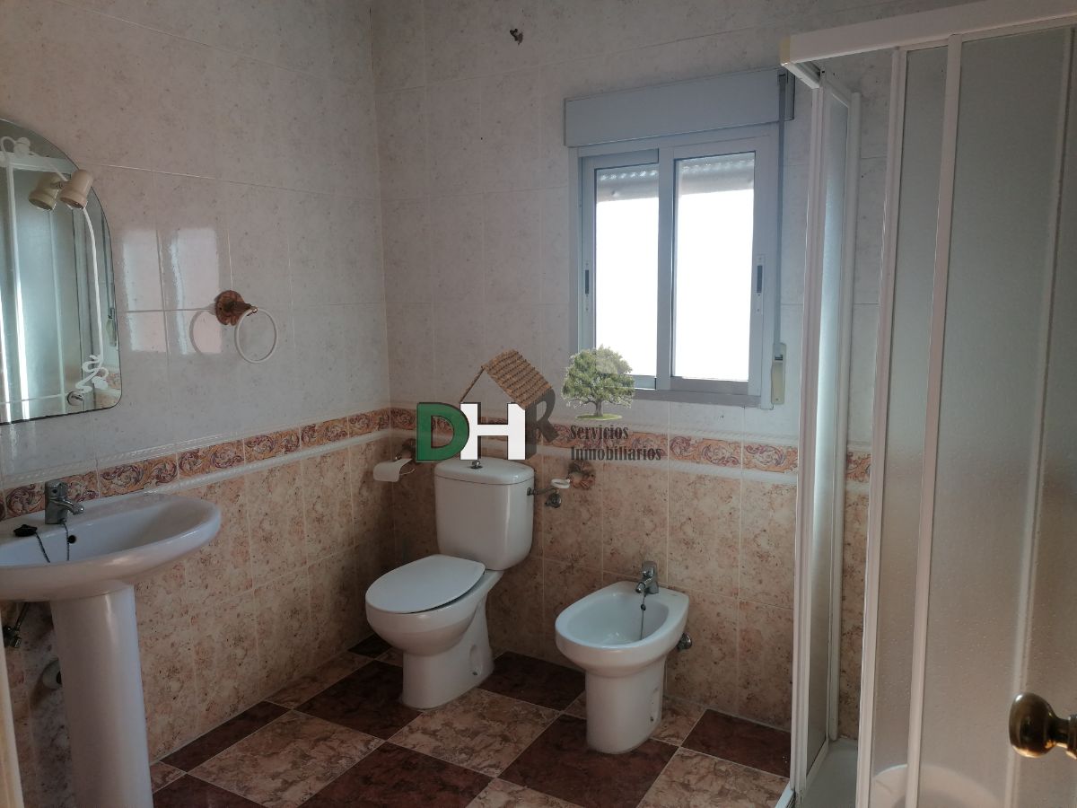 For sale of house in Cáceres
