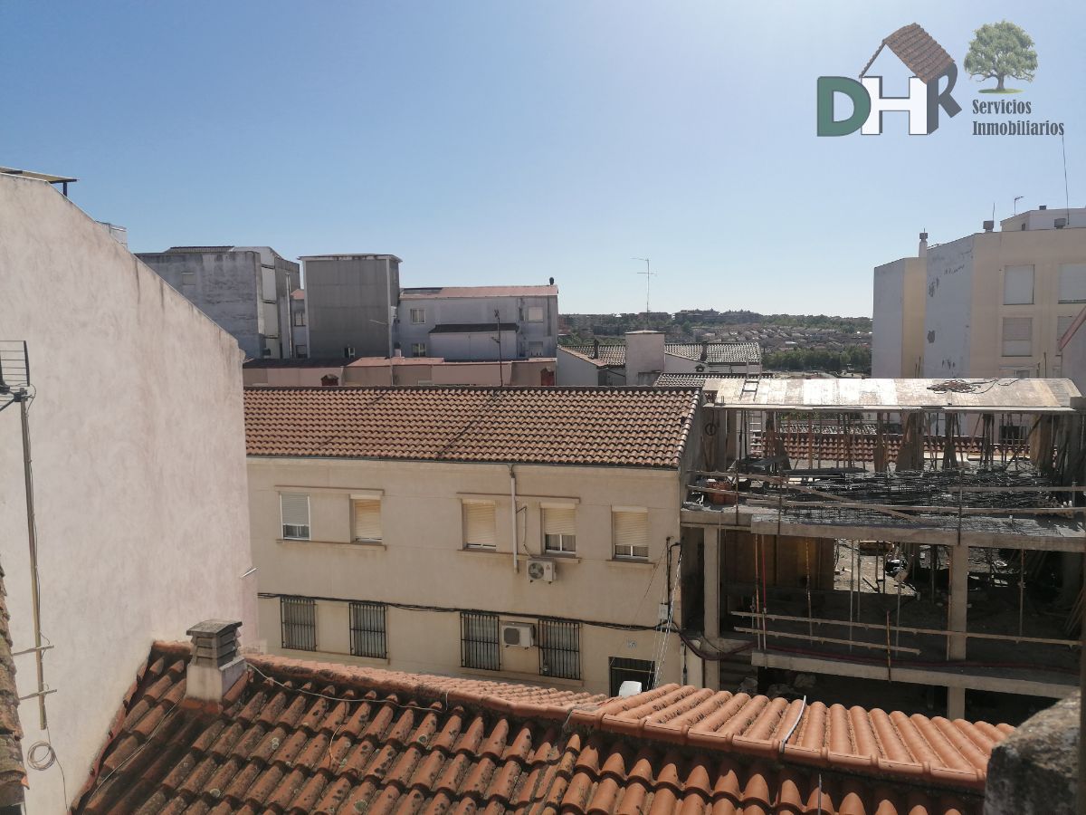 For sale of house in Cáceres