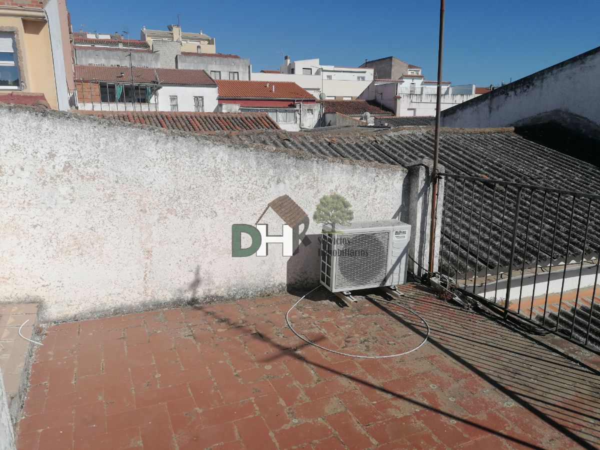 For sale of house in Cáceres