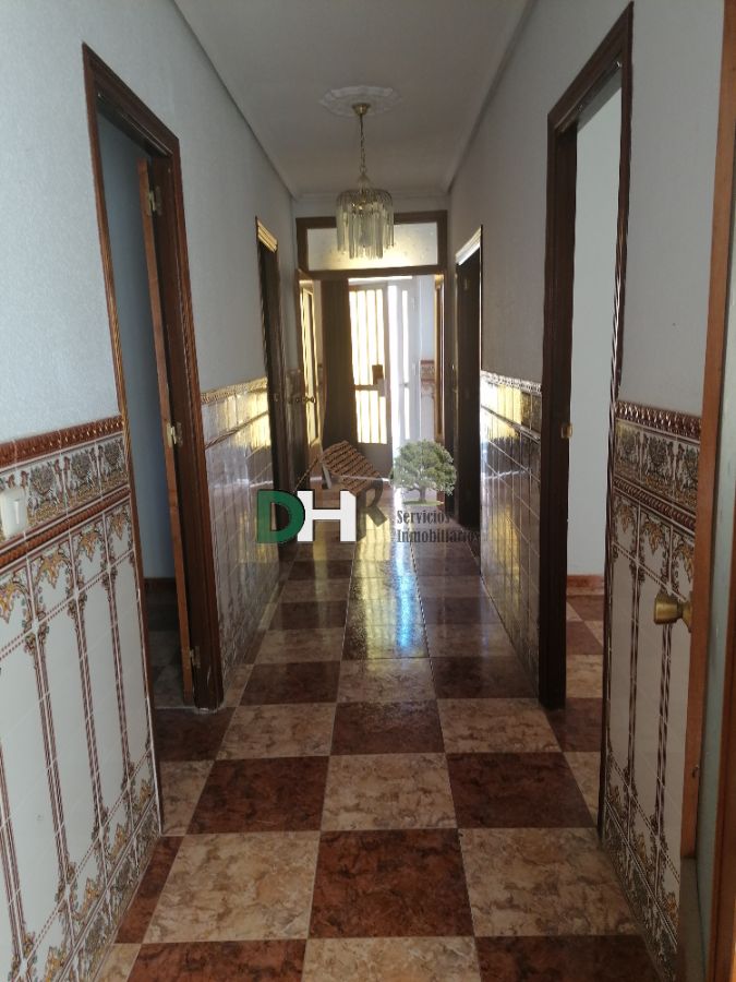 For sale of house in Cáceres