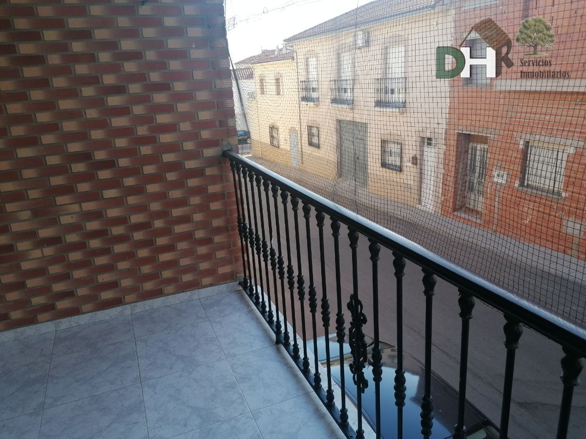 For sale of house in Torreorgaz