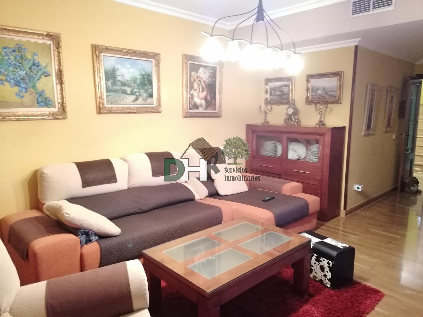 For sale of duplex in Cáceres
