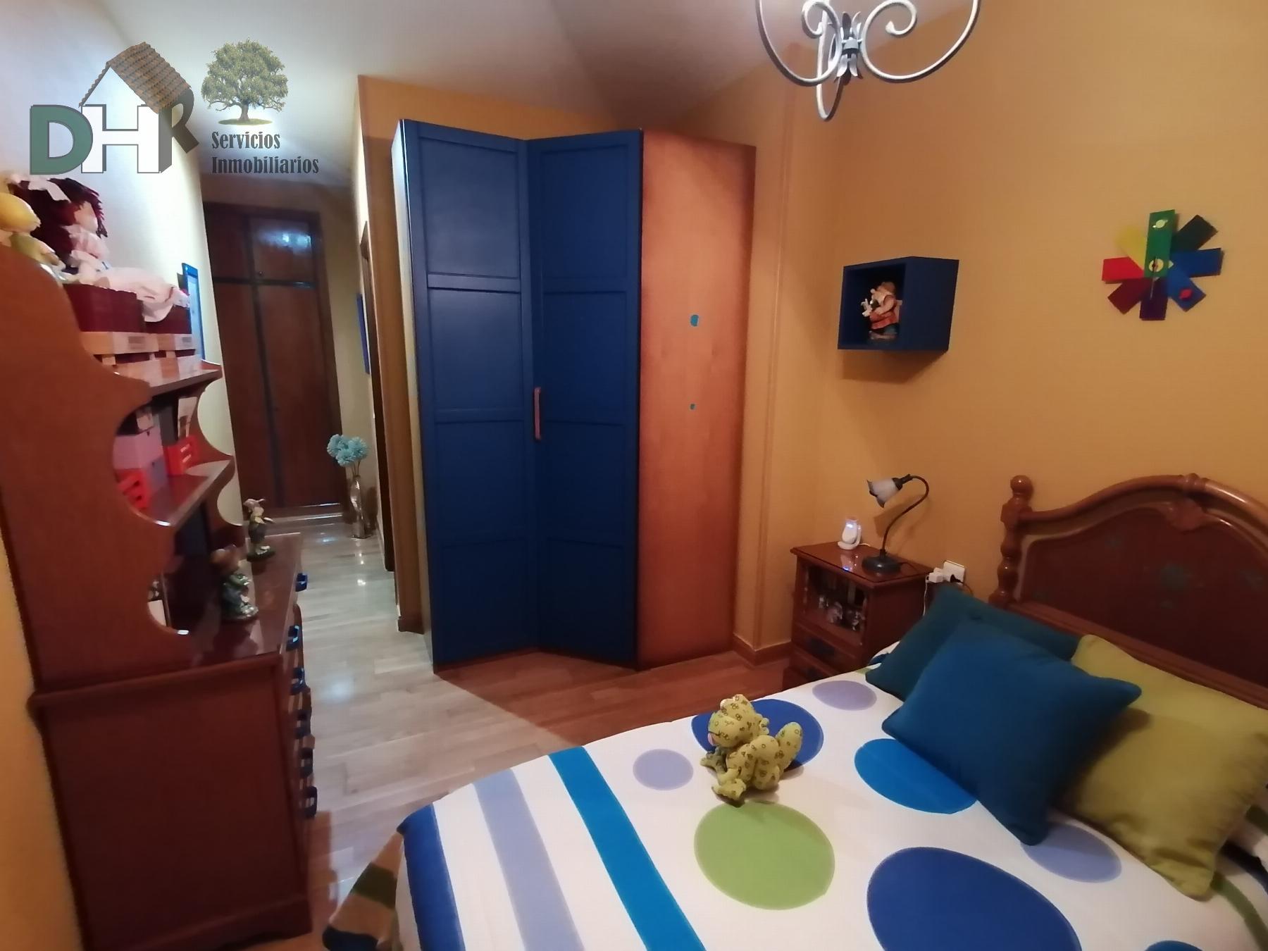 For sale of duplex in Cáceres