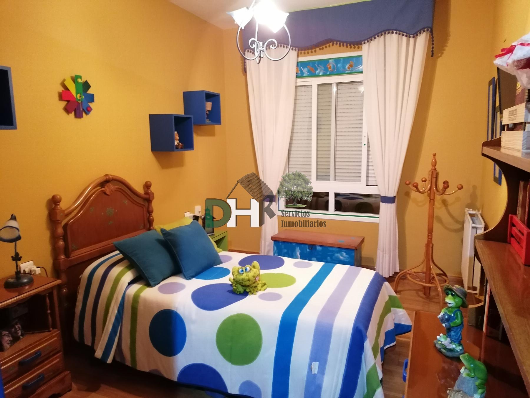 For sale of duplex in Cáceres
