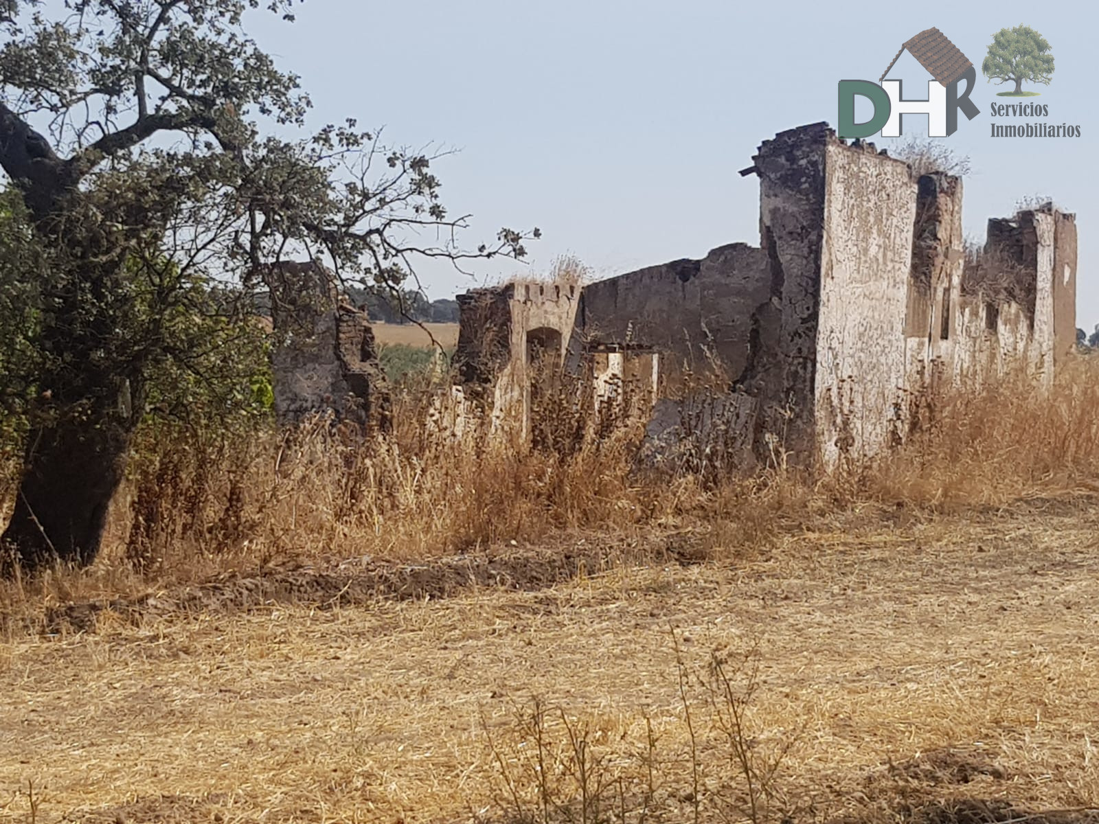 For sale of land in Badajoz