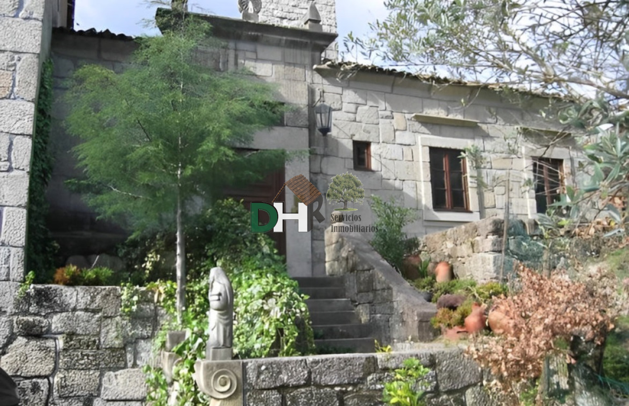 For sale of house in Braganza