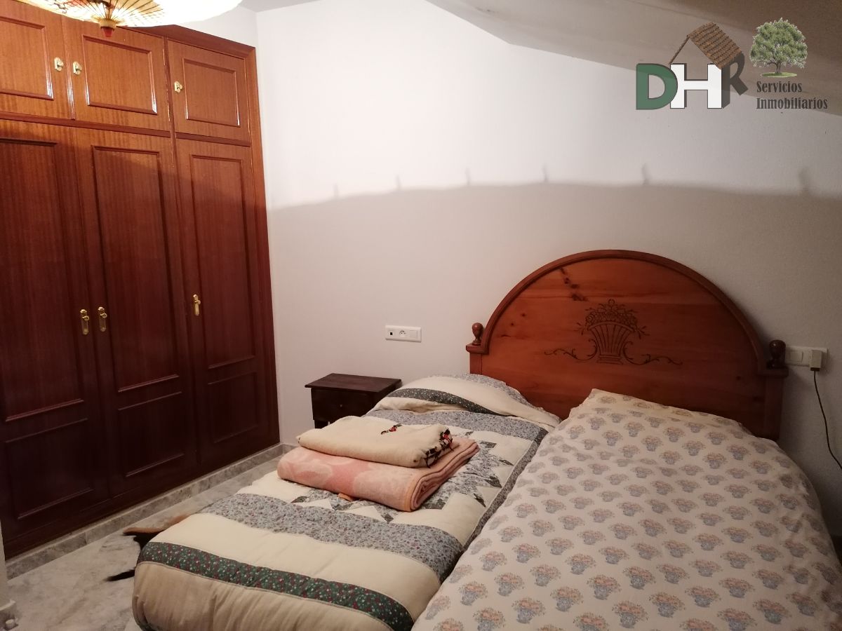 For sale of duplex in Cáceres