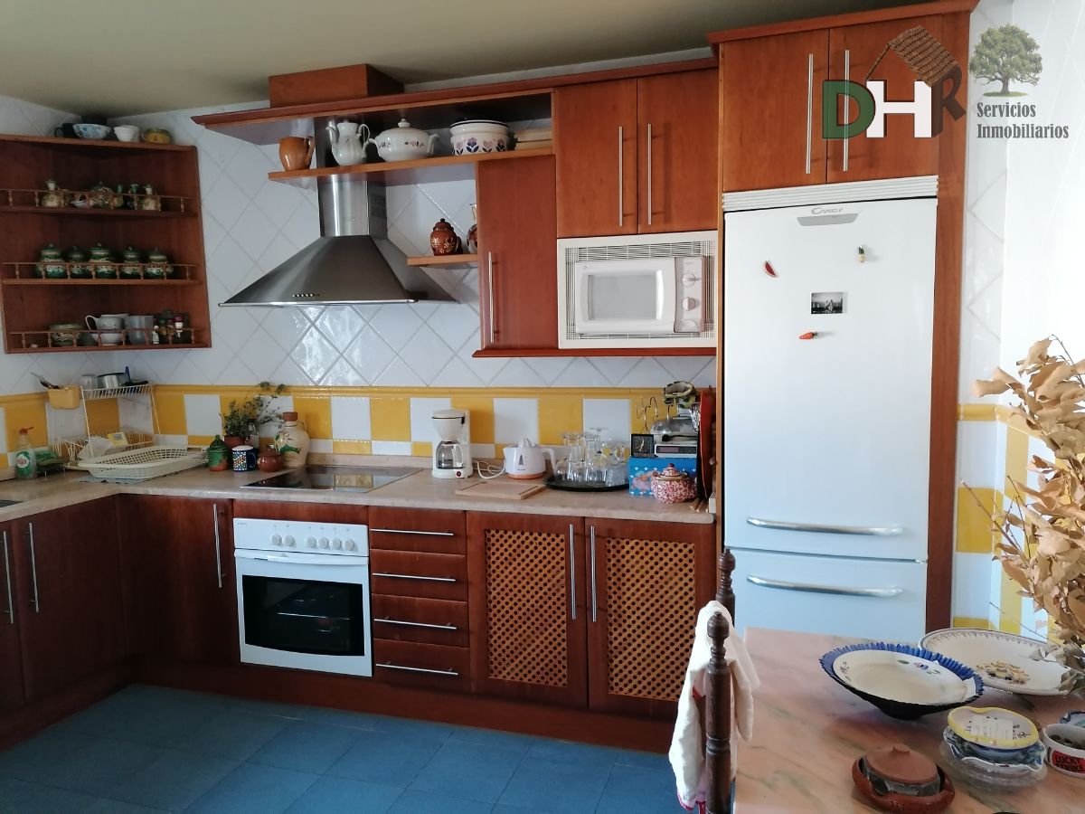 For sale of duplex in Cáceres