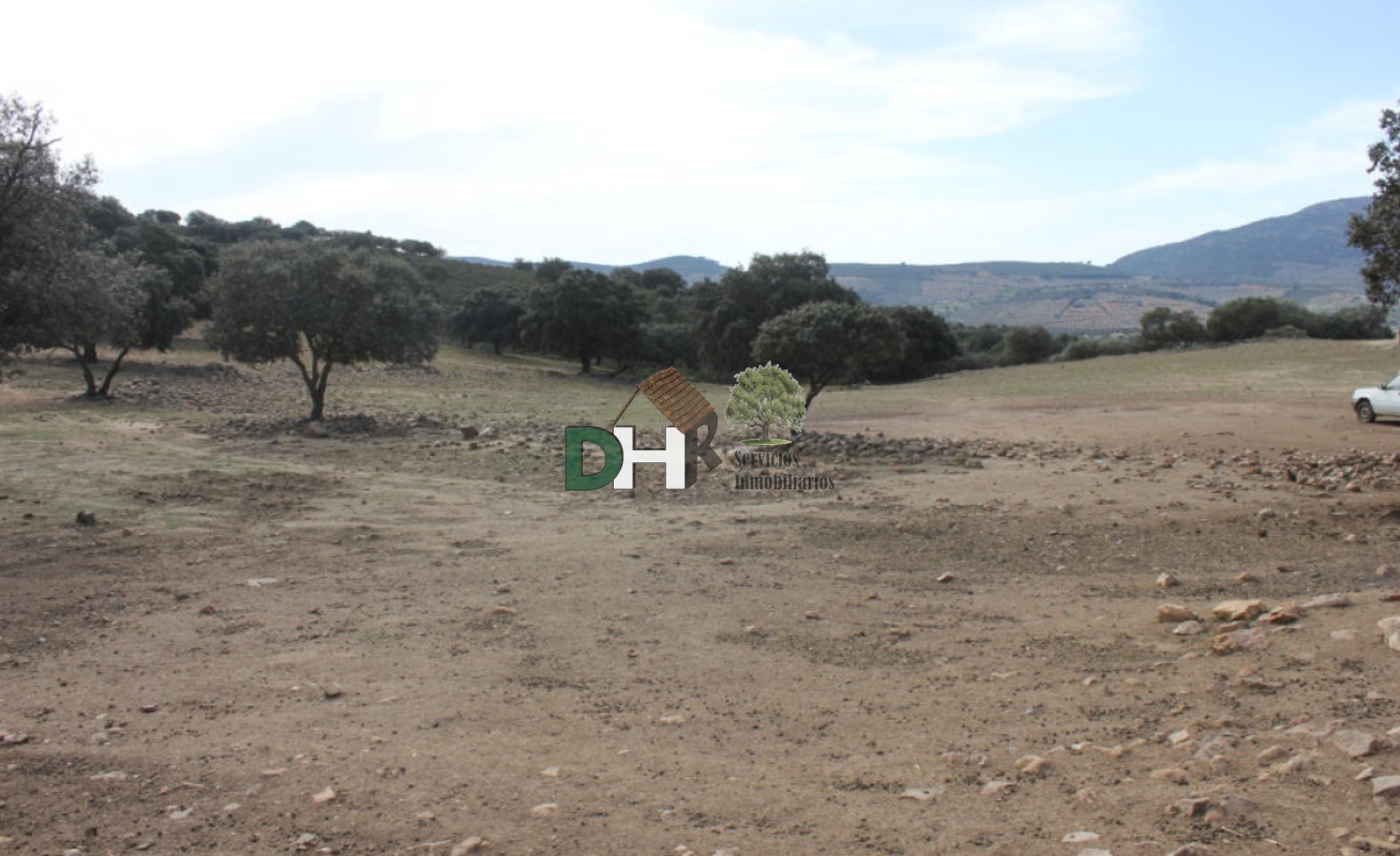 For sale of land in Badajoz