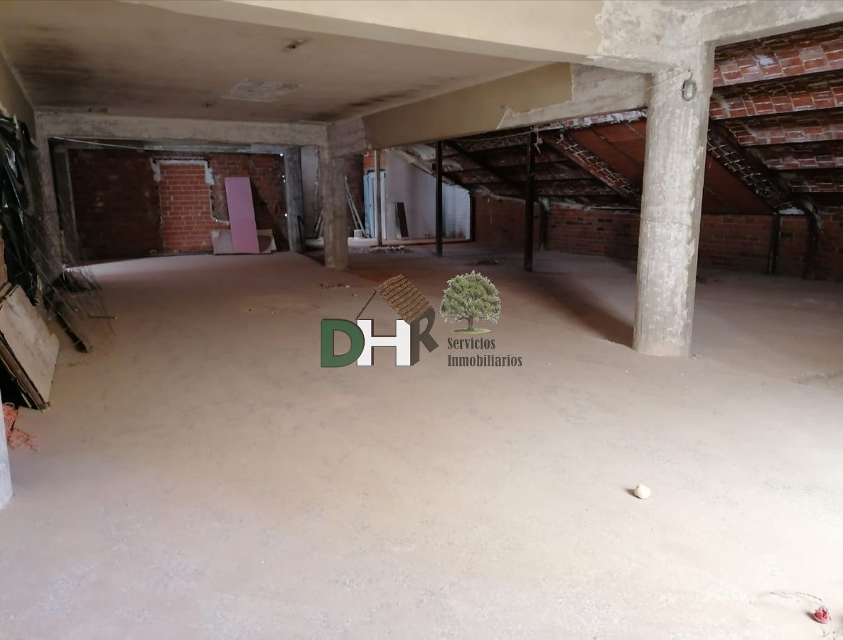 For rent of commercial in Cáceres