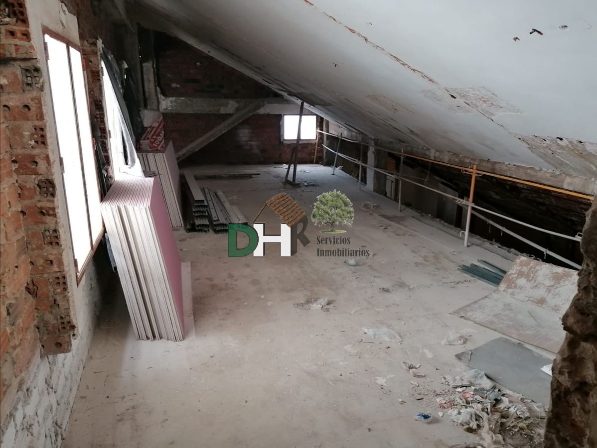 For rent of commercial in Cáceres