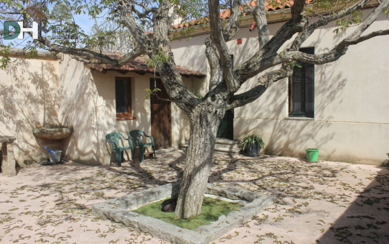 For sale of land in Salamanca