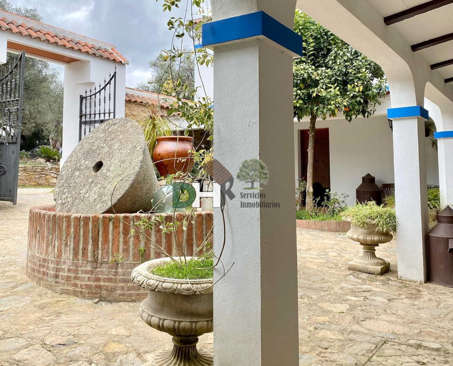 For sale of villa in Constantina