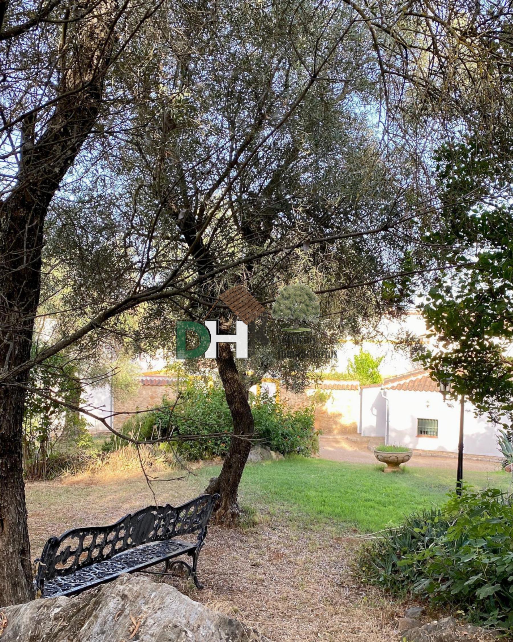 For sale of villa in Constantina
