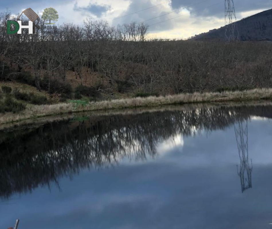 For sale of land in Cáceres