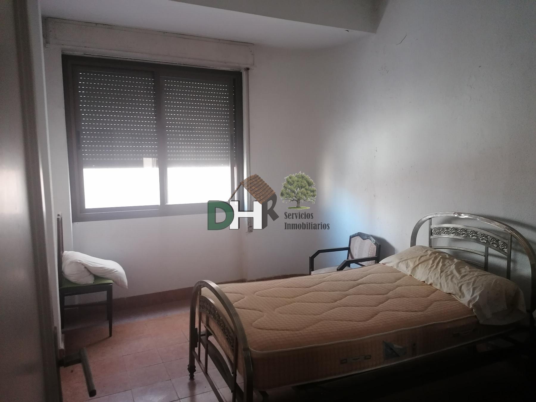 For sale of flat in Cáceres