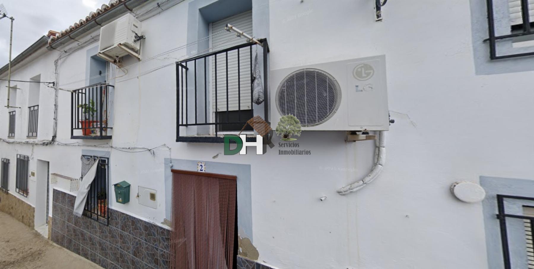 For sale of house in Torrejón el Rubio