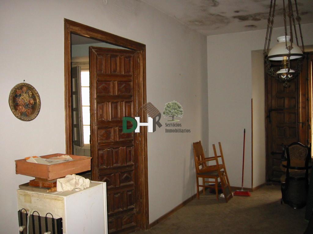 For sale of house in Toro