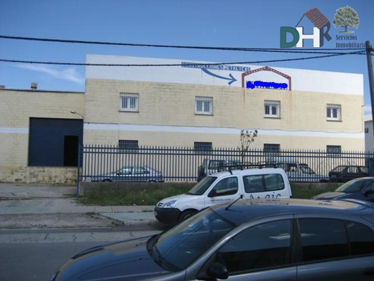 Venta de nave industrial en Cáceres