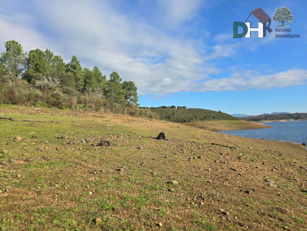 Venta de terreno en Cáceres