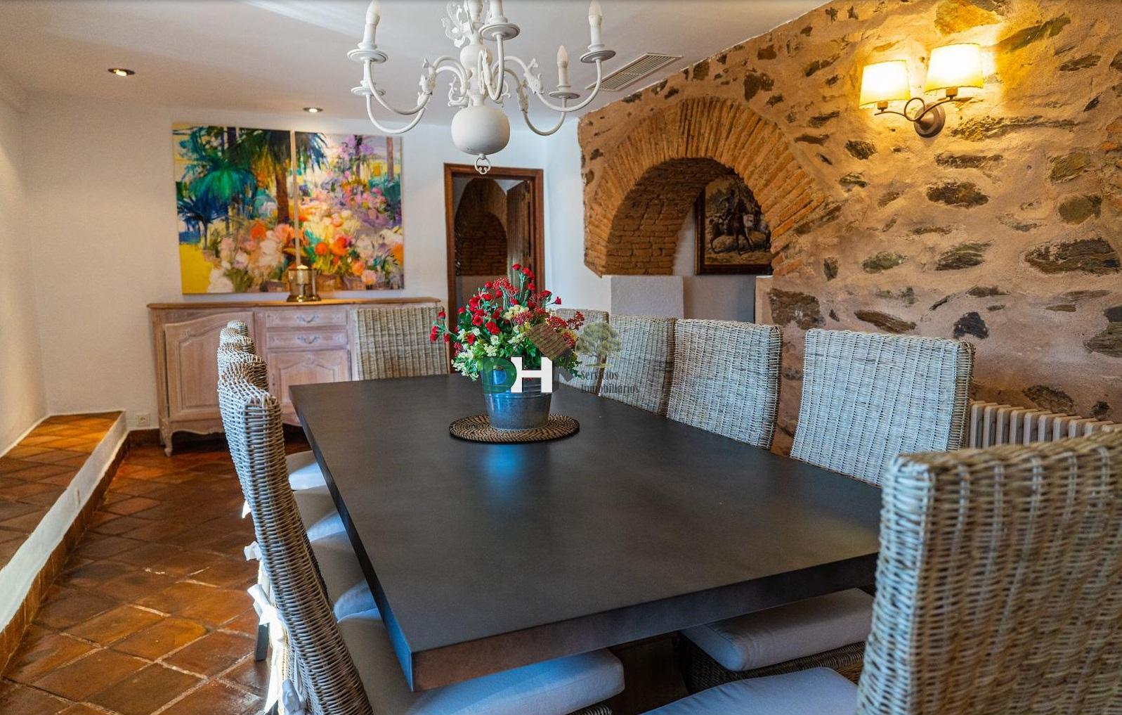 For sale of land in Cáceres