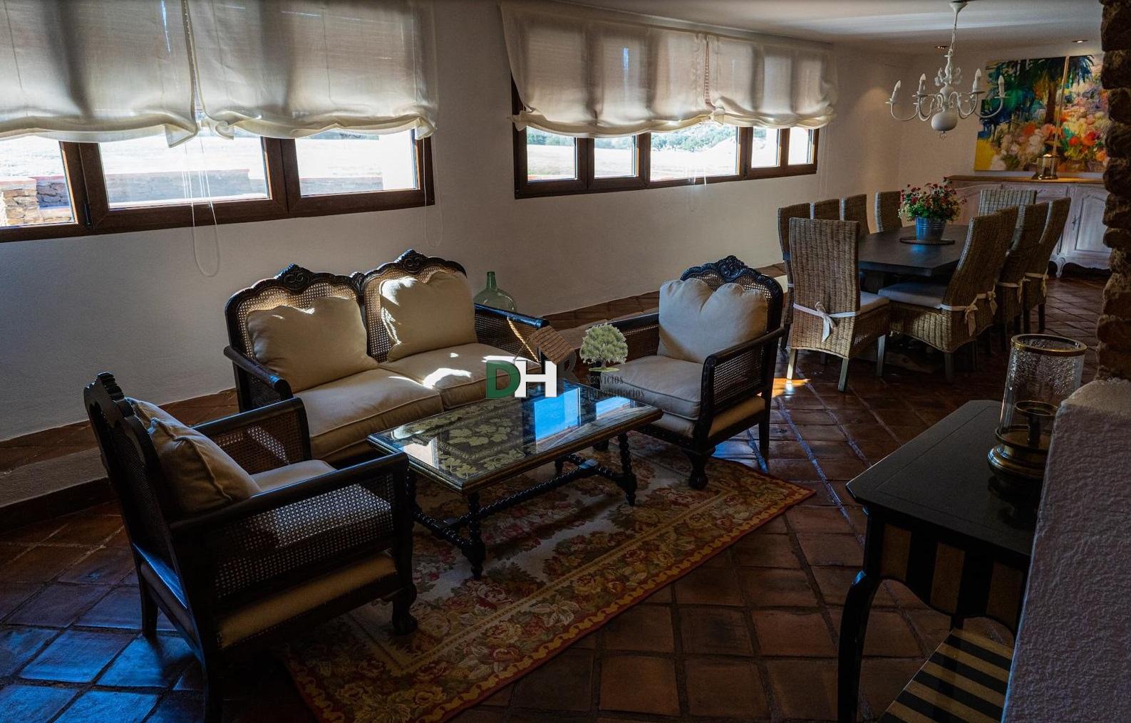 For sale of land in Cáceres