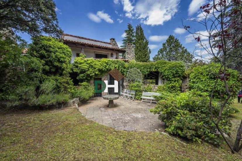 For sale of land in Madrid