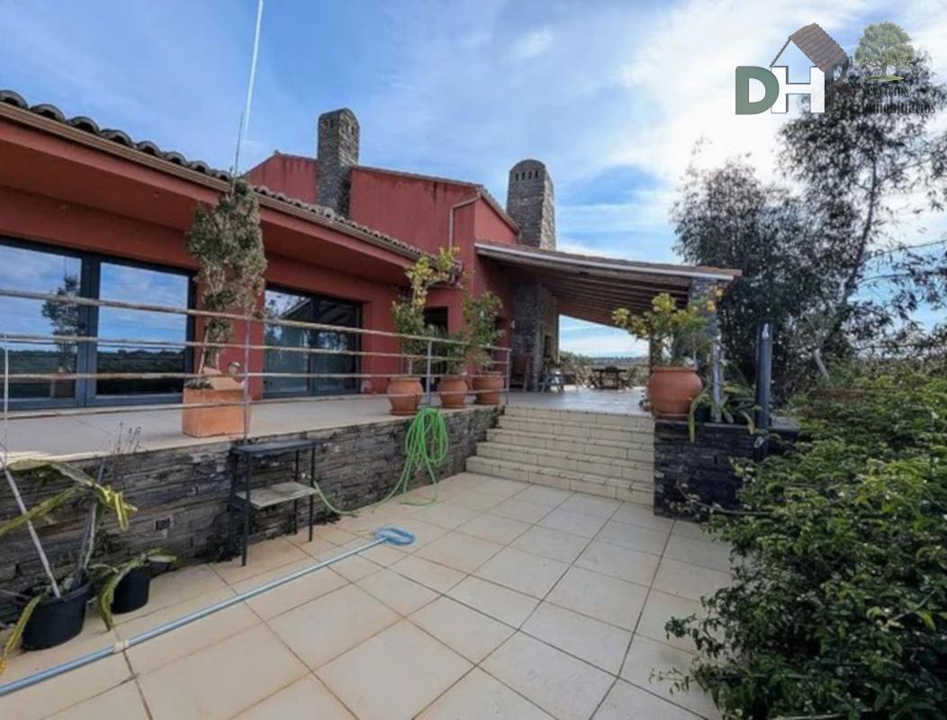 For sale of house in Cáceres