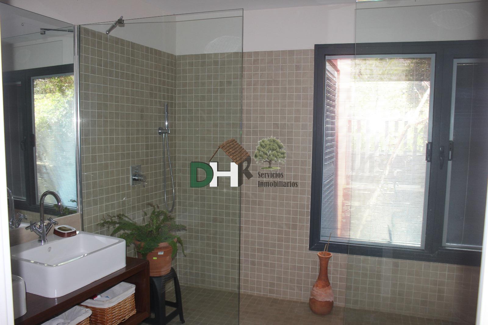 For sale of house in Cáceres