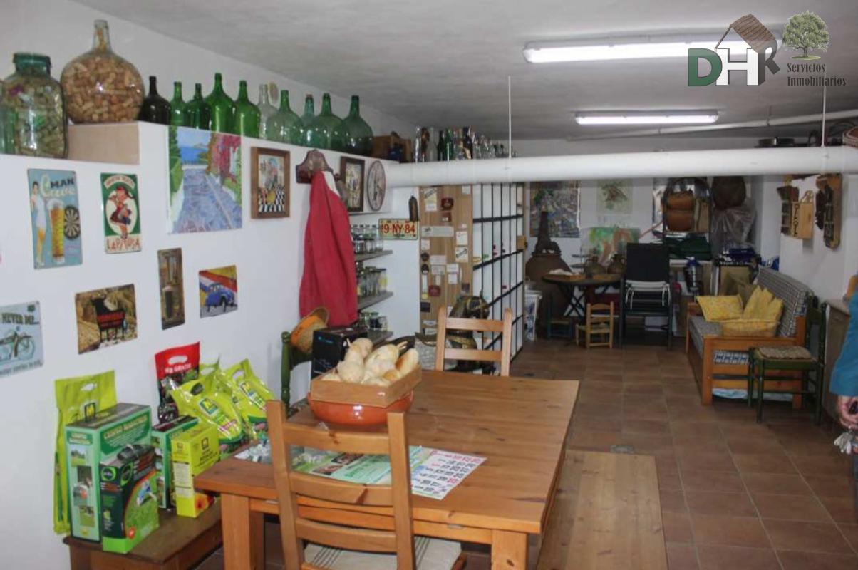 For sale of house in Trujillo