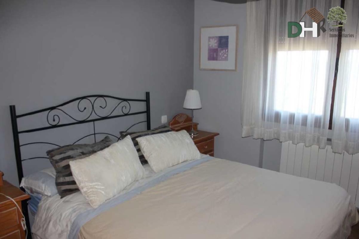 For sale of house in Trujillo