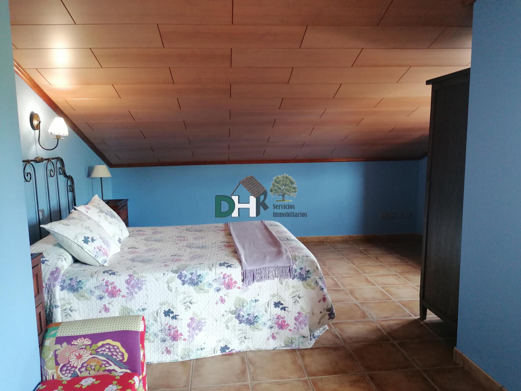 For sale of house in Torrejón el Rubio