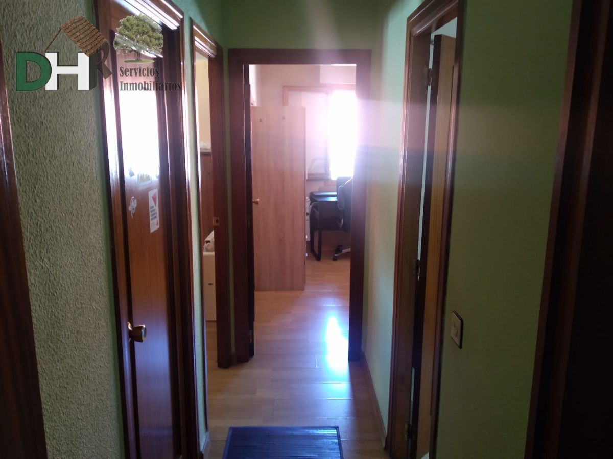 For sale of penthouse in Plasencia