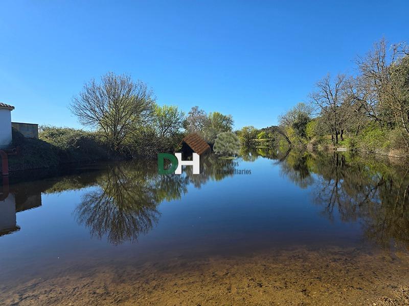 Venta de terreno en Cáceres