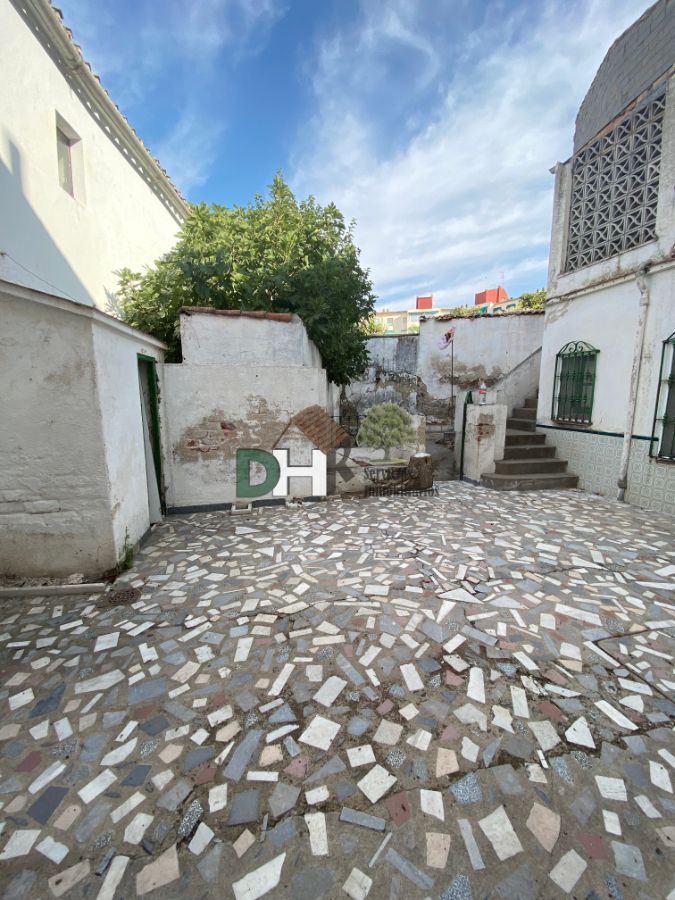 For sale of house in Miajadas